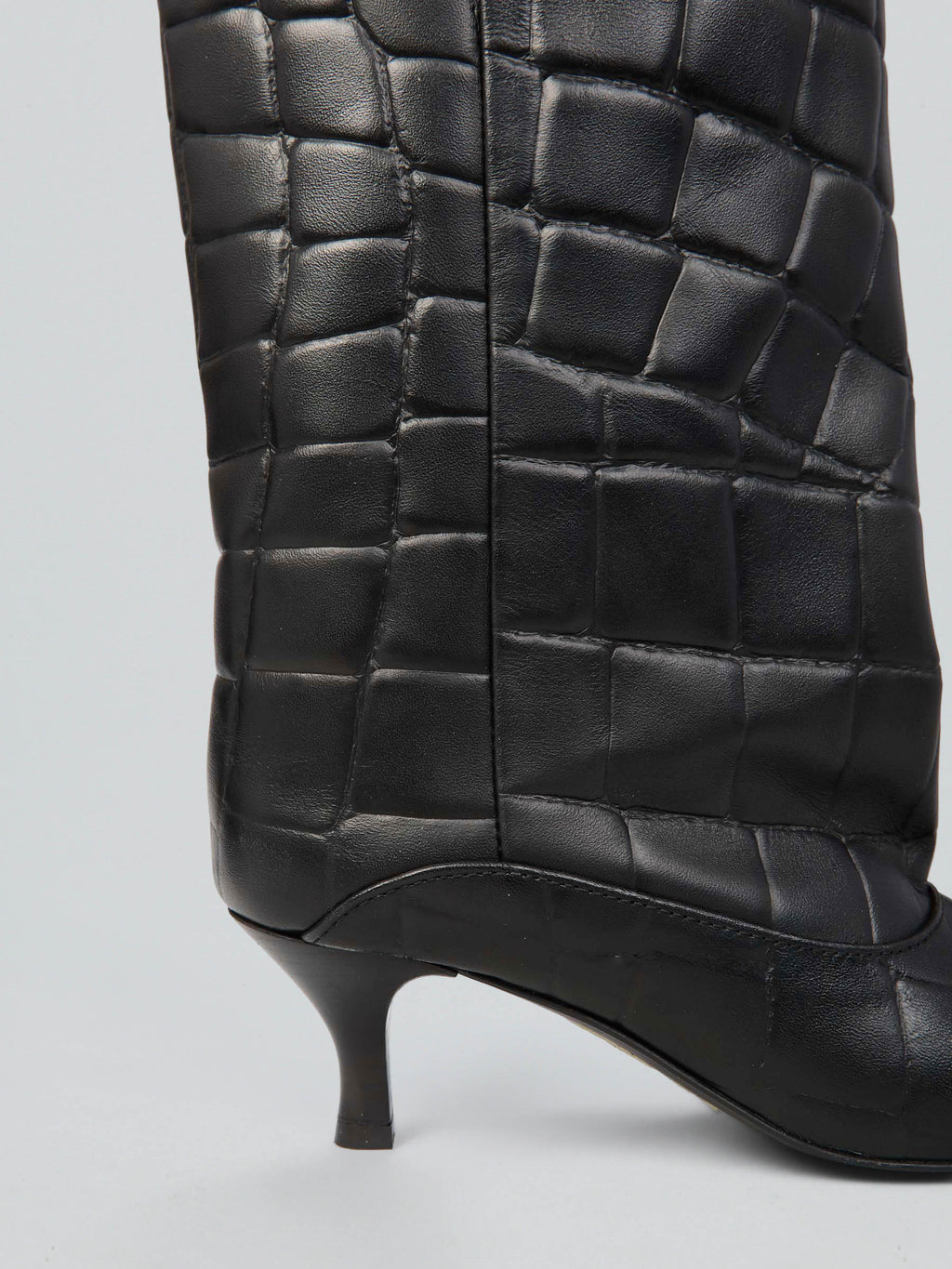 Leather boots with crocodile print