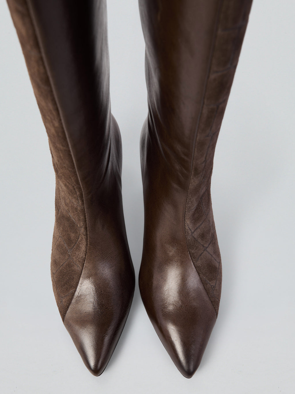 Leather and suede boots with crocodile print